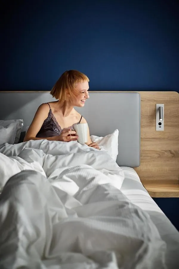 Holiday Inn Express - Warsaw - The Hub By Ihg 3*,