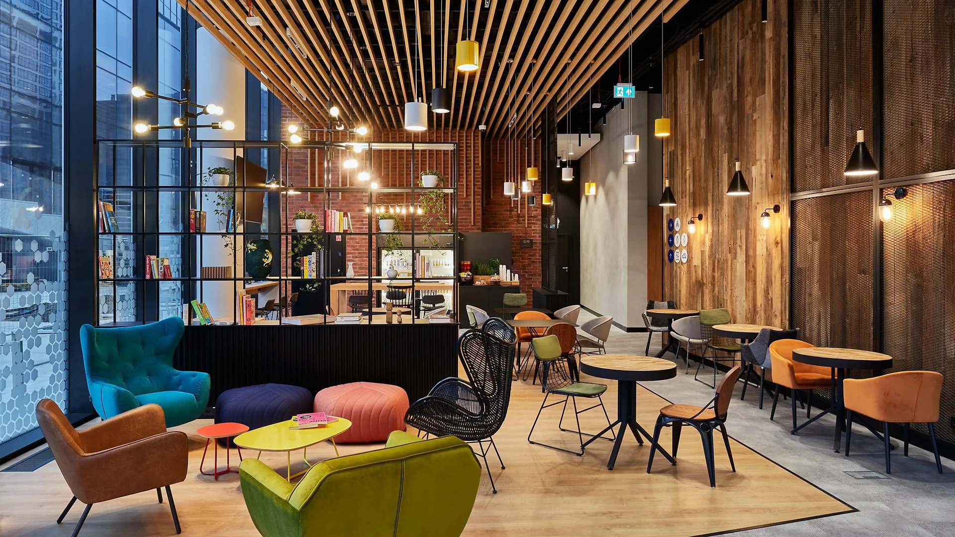 Holiday Inn Express - Warsaw - The Hub By Ihg