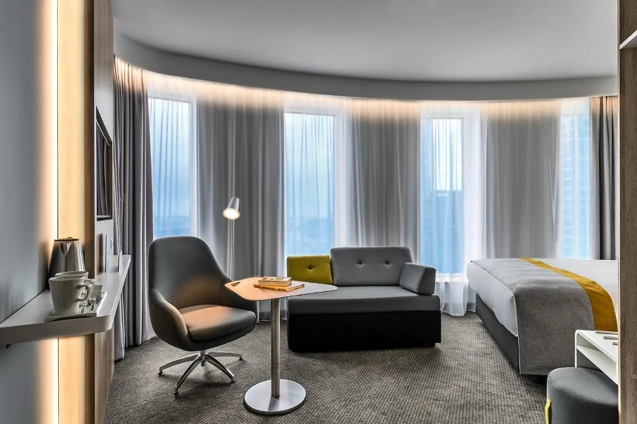 Holiday Inn Express - Warsaw - The Hub By Ihg